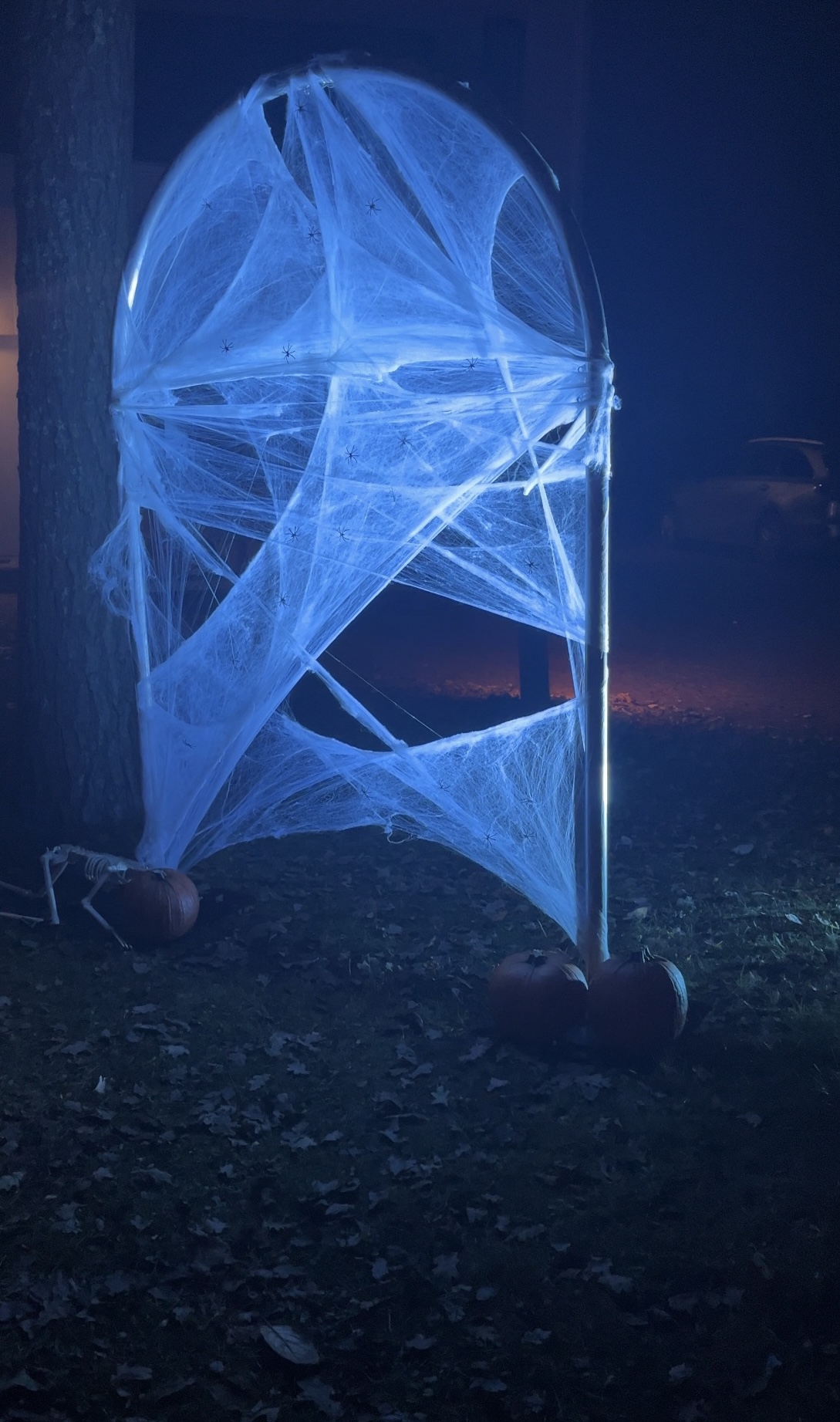 halloween taustasein.jpeg (522 KB)